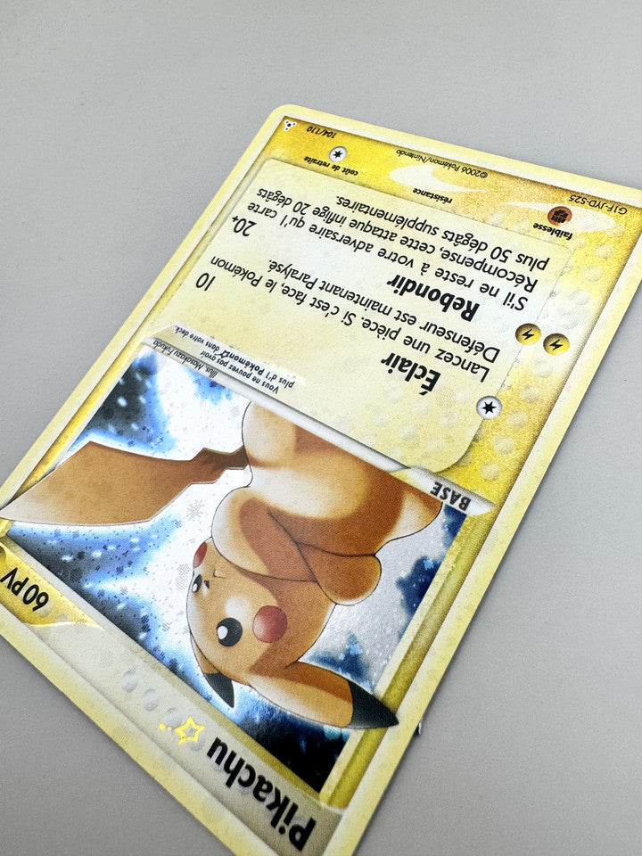 Pikachu ☆ - 104/110